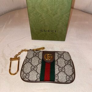 Gucci GG Supreme Web Pouch Keychain in Beige/Green/Red